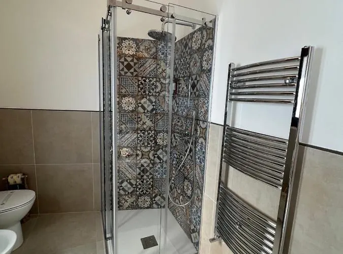 Oda ve Kahvaltı Nilu' Castellammare del Golfo